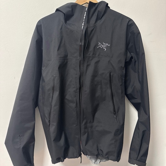 Arc’teryx BETA jacket size small - Picture 1 of 1